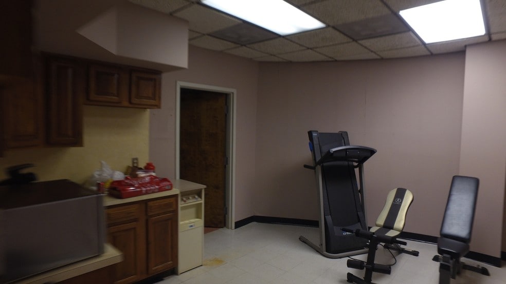 More Photos Of 111 Howard Blvd, Mount Arlington Office For Lease