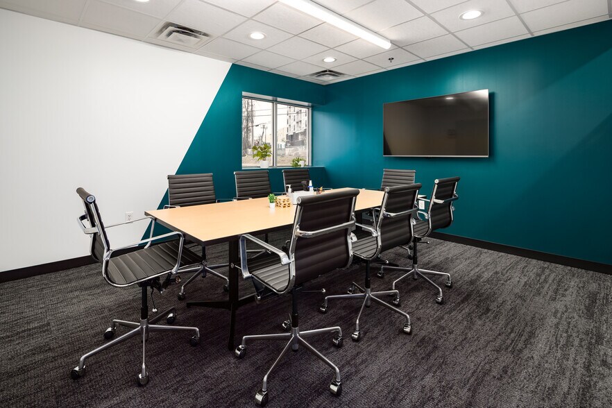 More Photos Of 1314 Chattahoochee Ave NW, Atlanta Warehouse For Lease