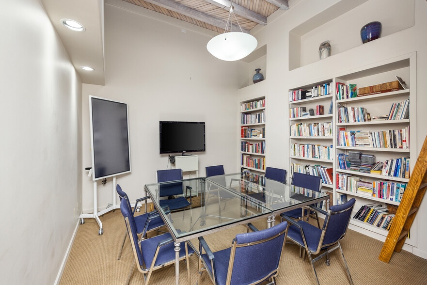 More Photos Of 333 Schnebly Hill Rd, Sedona Religious Facility For Sale