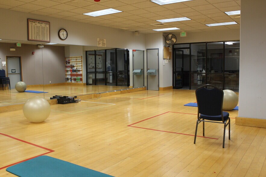 More Photos Of 400 Andrews St, Rochester Office For Lease