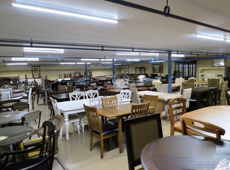 Primary Photo Of 500 Sunrise Hwy, Rockville Centre Storefront For Lease