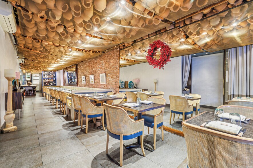 More Photos Of 128 E 7th St, New York Apartments For Sale