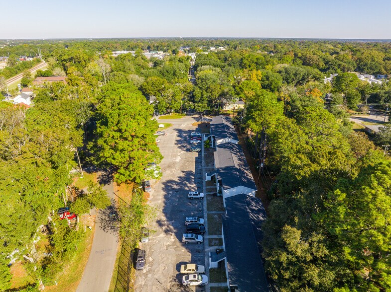 More Photos Of 1815 Sumner Ave, Charleston Apartments For Sale