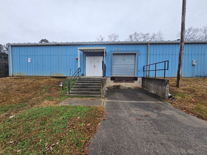 More Photos Of 205 Industrial Pike, Whitwell Manufacturing For Sale