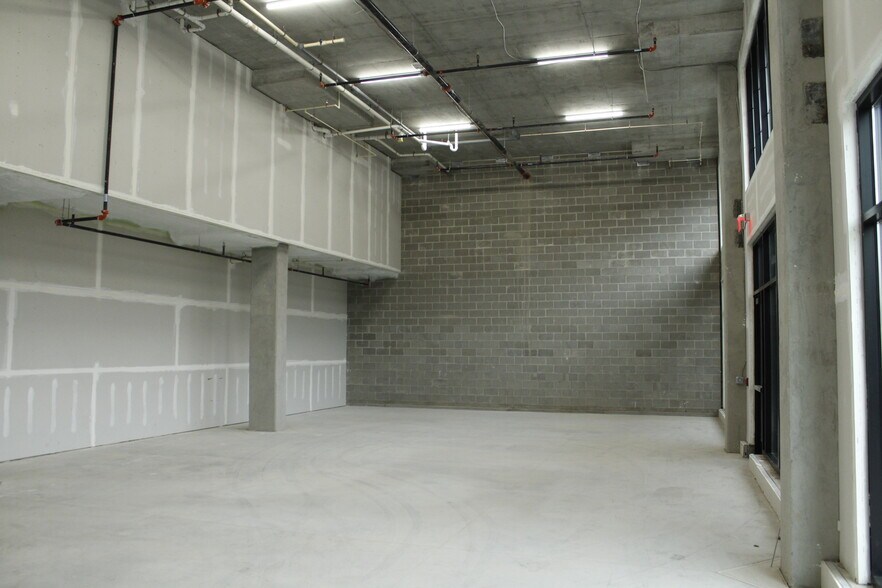 More Photos Of 5255 Butler St, Pittsburgh Storefront Retail Office For Lease