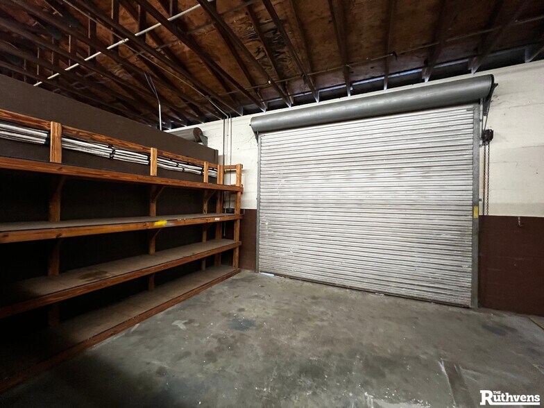 More Photos Of 5605 Commercial Blvd, Winter Haven Warehouse For Lease