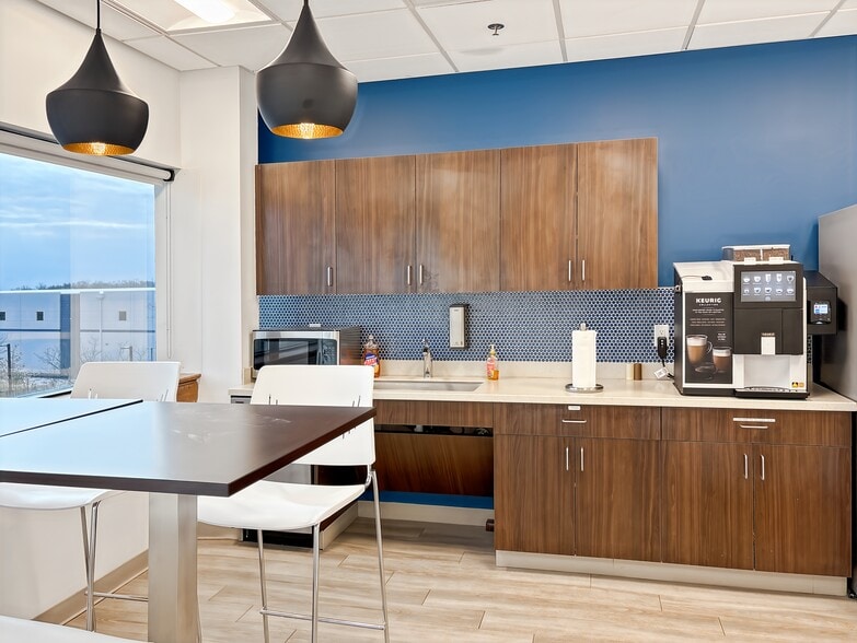 Primary Photo Of 3121 US Highway 22, Branchburg Coworking Space