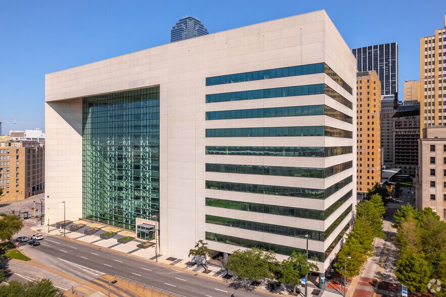More Photos Of 1301 Young St, Dallas Office For Lease