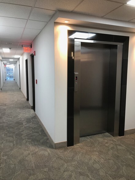 More Photos Of 315 Walt Whitman Rd, Huntington Station Office For Lease