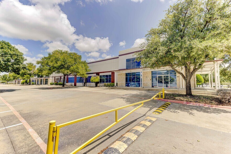 More Photos Of 9100 Hwy 290 E, Austin Research And Development For Sale