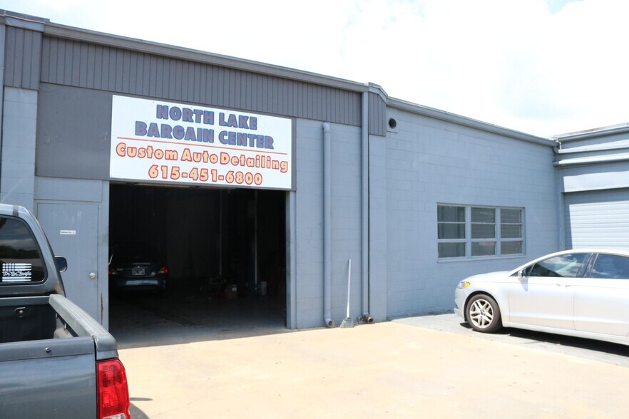 More Photos Of 214 W Main St, Gallatin Auto Dealership For Lease