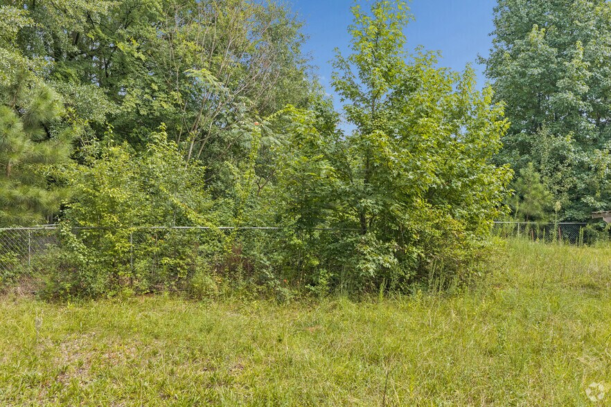 More Photos Of 5922 Fairburn Rd, Douglasville Land For Sale