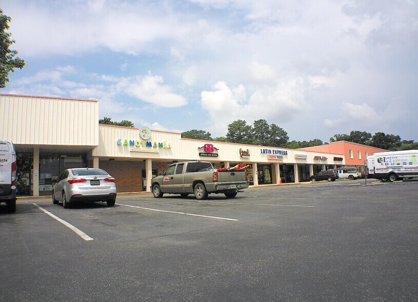 More Photos Of 7100-7228 Hull Street Rd, Richmond Unknown For Lease