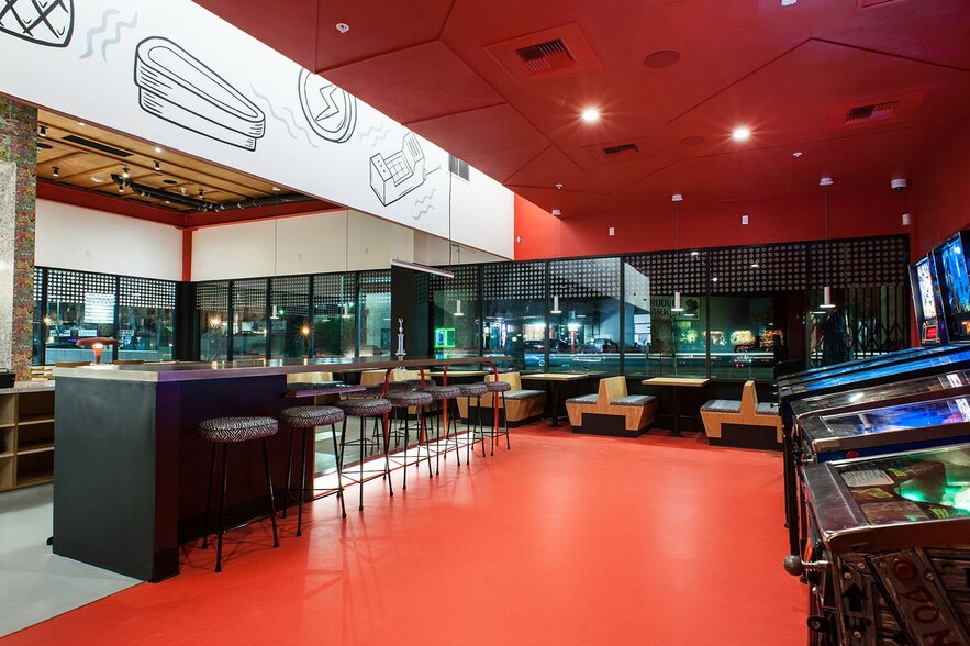 More Photos Of 1371-1397 W Sunset Blvd, Los Angeles Storefront Retail Residential For Lease