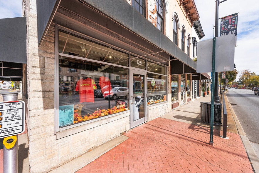 More Photos Of 126 W Main St, Plainfield Storefront For Sale