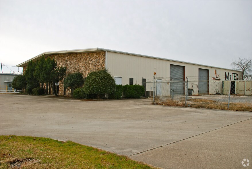 Primary Photo Of 9 Regency Dr, Wylie Warehouse For Lease