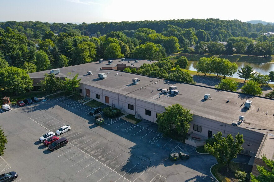 More Photos Of 1525 Valley Center Pky, Bethlehem Unknown For Lease