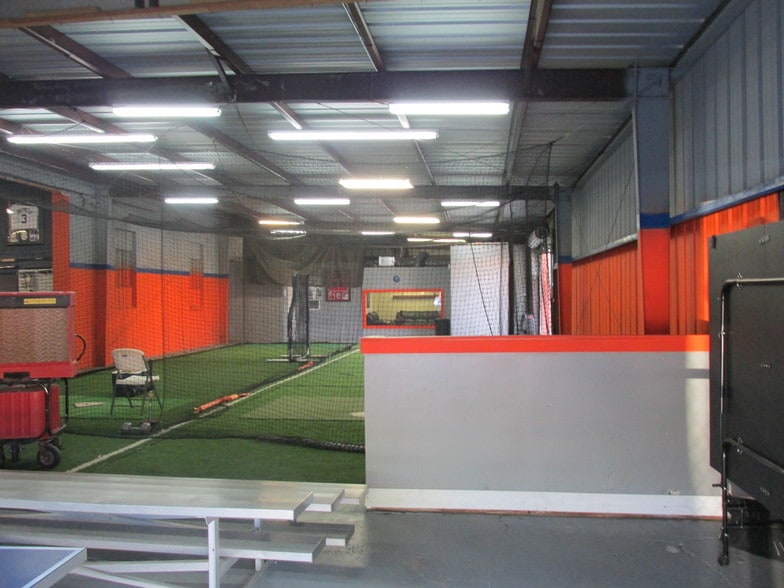 More Photos Of 1204 N Rome Ave, Tampa Warehouse For Lease