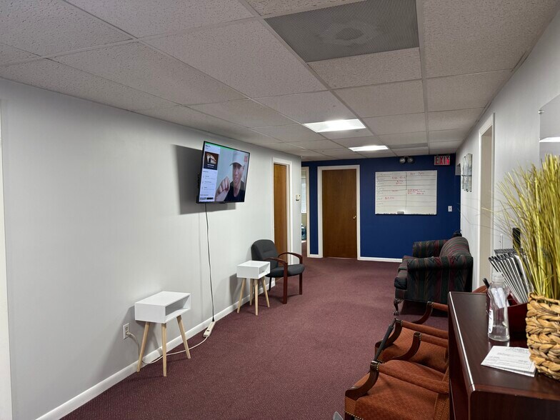 More Photos Of 32-36 Milk St, Westborough Office For Sale