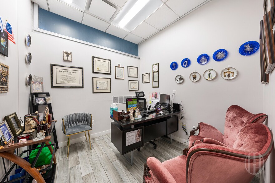 More Photos Of 333 E 30th St, New York Apartments For Sale