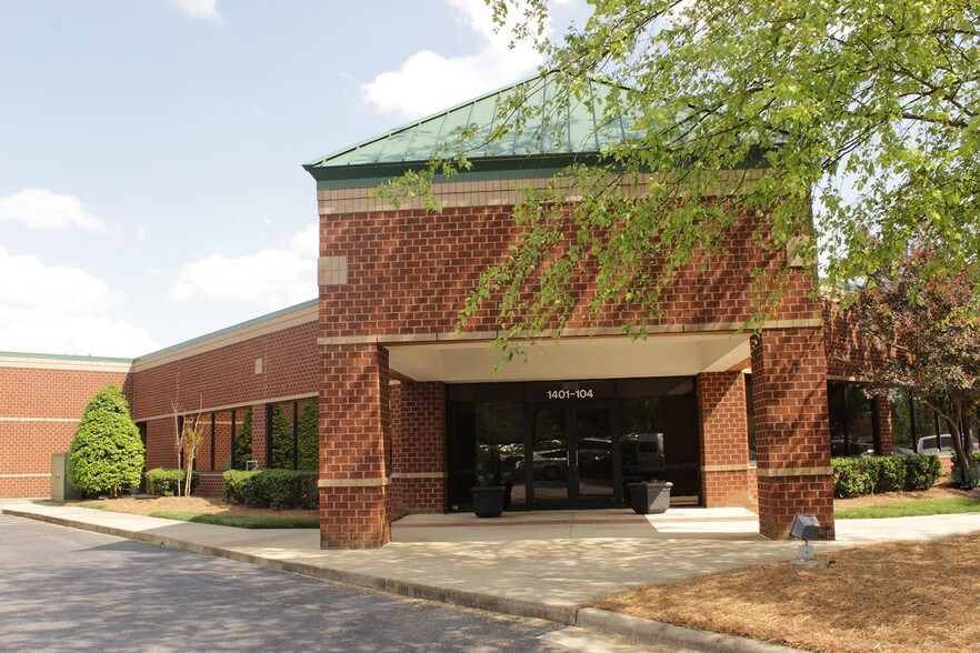 More Photos Of 1401 Sunday Dr, Raleigh Office For Lease