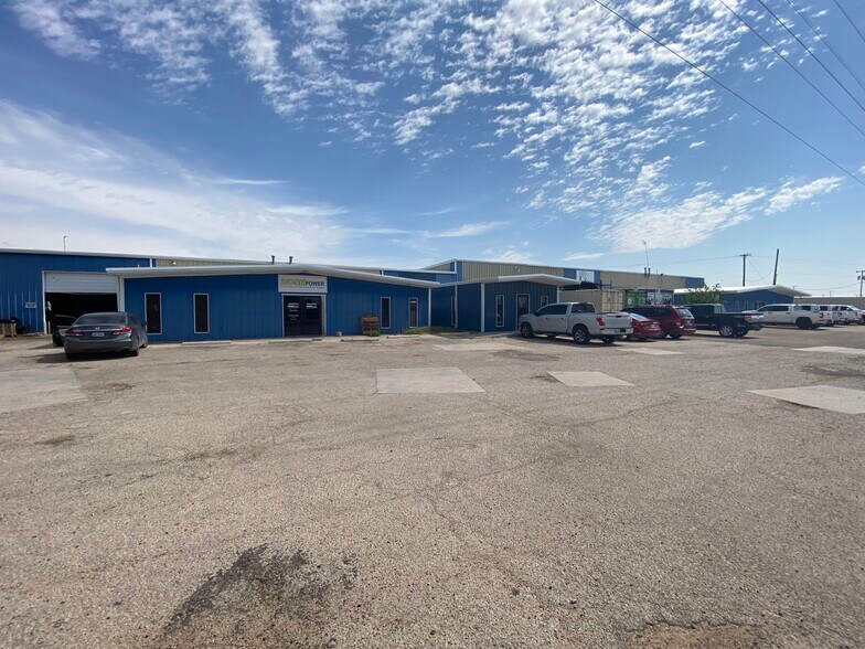 Primary Photo Of 3710 Kermit Hwy, Odessa Warehouse For Lease