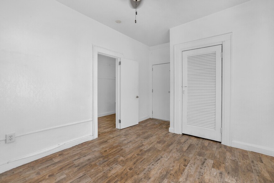 More Photos Of 114 Menores Ave, Coral Gables Apartments For Sale