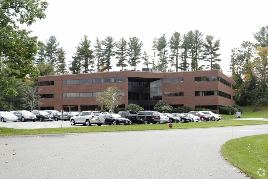 More Photos Of 1 Executive Park Dr, Bedford Unknown For Lease