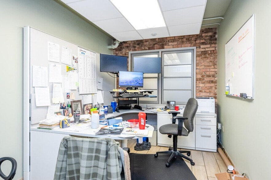 More Photos Of 521 Langley Ave, Saint Joseph Industrial For Sale