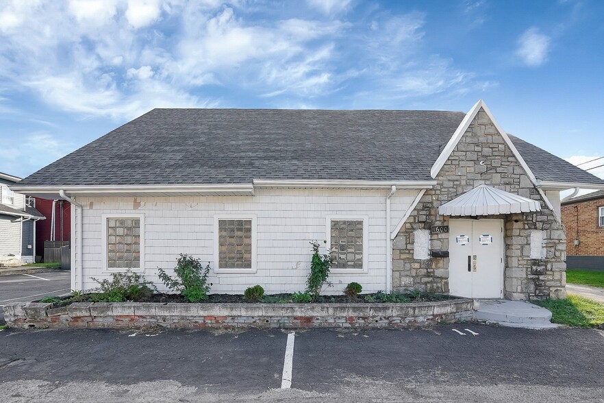 Primary Photo Of 1600 S 6th St, Columbus Religious Facility For Lease