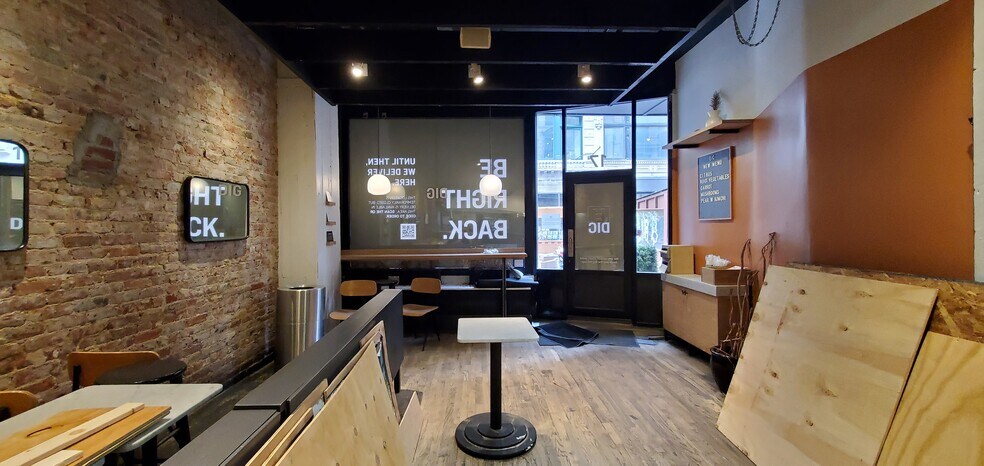 More Photos Of 17 E 17th St, New York Apartments For Lease