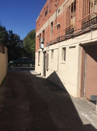 More Photos Of 1801-1809 Lincoln Blvd, Venice Storefront Retail Office For Lease