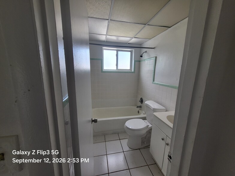 More Photos Of 1895 NW 35th St, Miami Apartments For Sale
