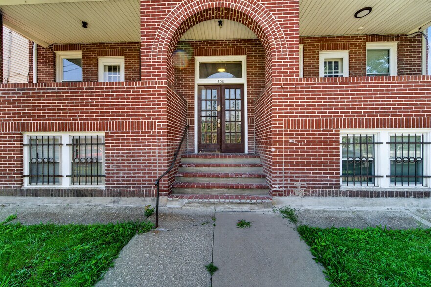 More Photos Of 328 Western ave, Albany Apartments For Sale