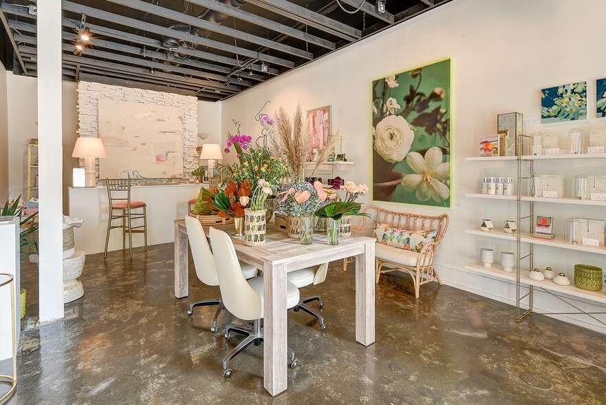 More Photos Of 201-213 N Laura St, Jacksonville Office For Lease