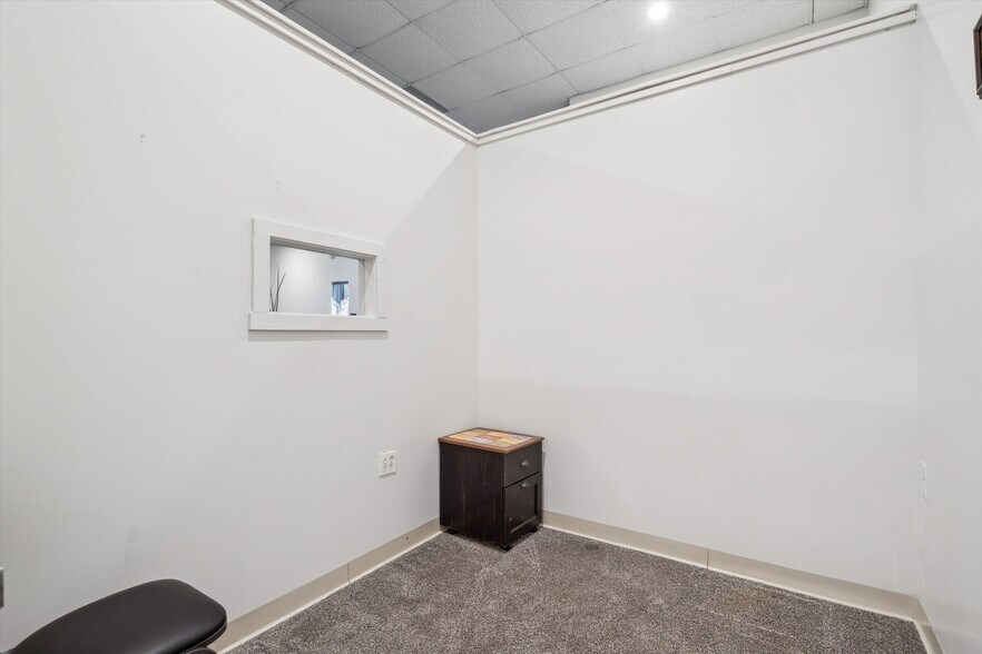 More Photos Of 26 Tyro Rd, Holly Springs Specialty For Sale