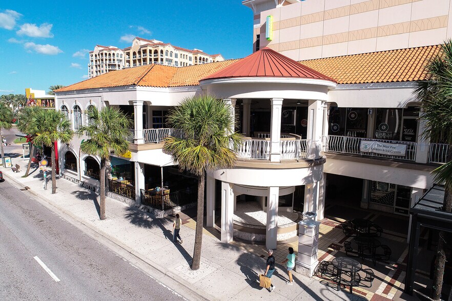 More Photos Of 483 Mandalay Ave, Clearwater Beach Storefront For Sale