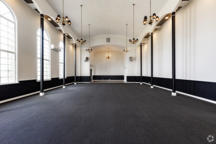 More Photos Of 619 S Prairie Ave, Inglewood Loft Creative Space For Lease