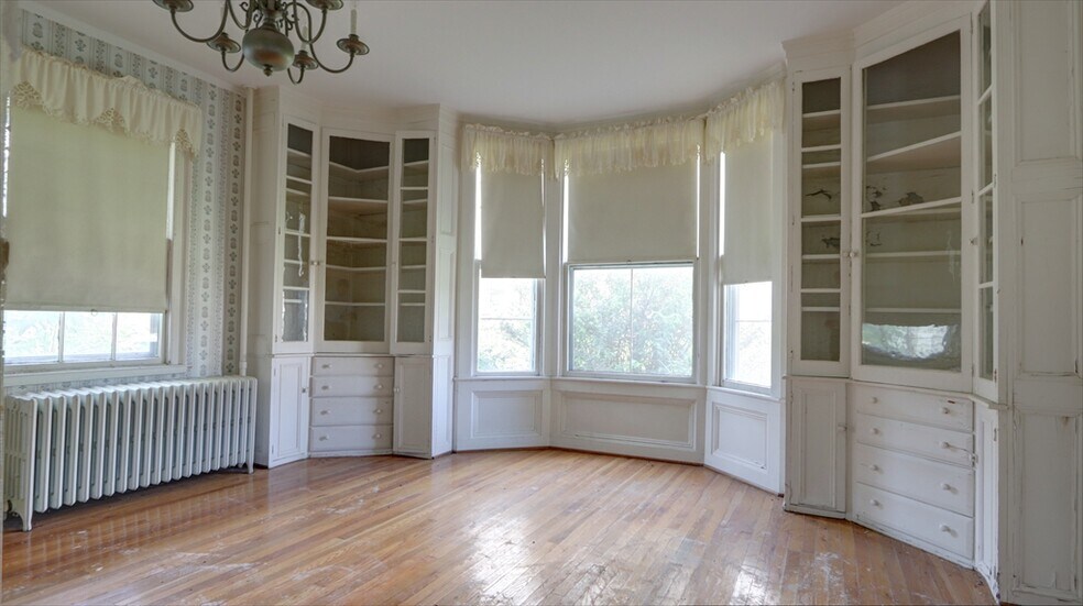 More Photos Of 520 S Main St, Geneva Religious Facility For Sale