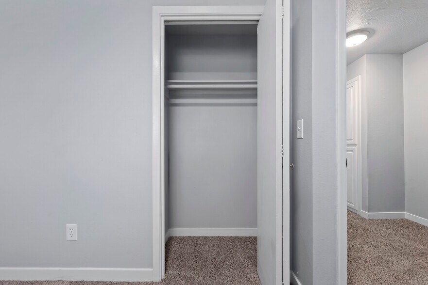 More Photos Of 2901 Robert Ln, Boise Apartments For Sale