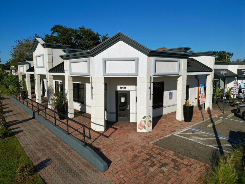 Primary Photo Of 949 Broadway, Dunedin Office For Lease