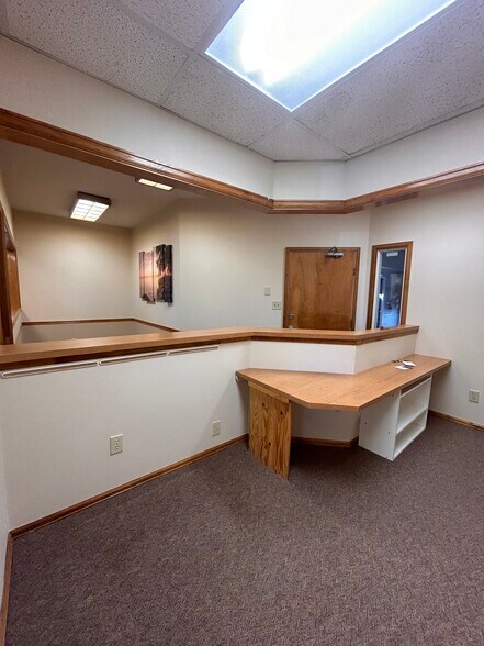More Photos Of 1925 Dominion Way, Colorado Springs Office For Lease