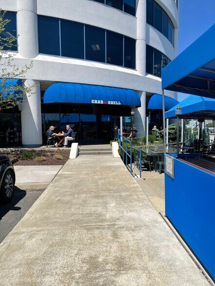 More Photos Of 46 Southfield Ave, Stamford Office For Lease
