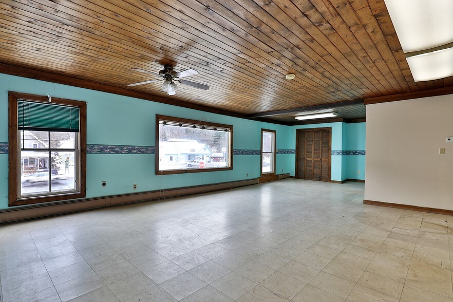 More Photos Of 55 N Main St, Rochester Restaurant For Sale