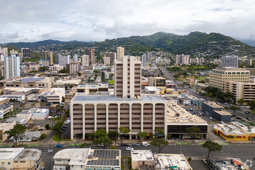 More Photos Of 1314 S king St, Honolulu Medical For Lease