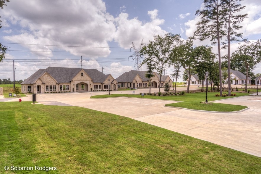 More Photos Of 6115 New Copeland Rd, Tyler Medical For Sale