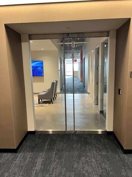 More Photos Of 190 N Independence Mall W, Philadelphia Office For Lease