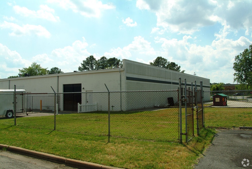 More Photos Of 5625-5663 S Laburnum Ave, Richmond Unknown For Lease