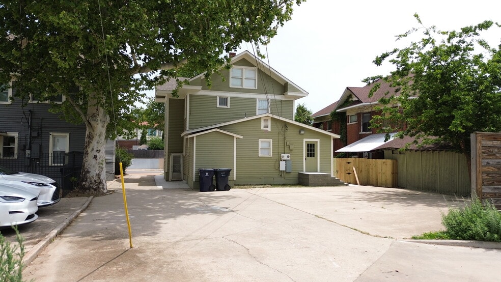 More Photos Of 1605 N Classen Dr, Oklahoma City Office Residential For Lease
