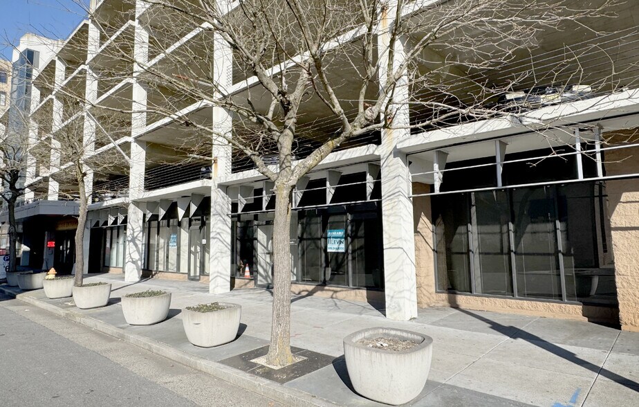 More Photos Of 17 S New York Ave, Atlantic City Parking Garage For Lease